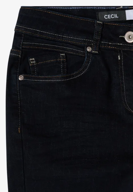 Mid Waist Slim Leg Jeans im Casual Fit rinsed wash Dunkelblaue Jeans mit sichtbarer Tasche, Gürtelschlaufen und Ziernähten.