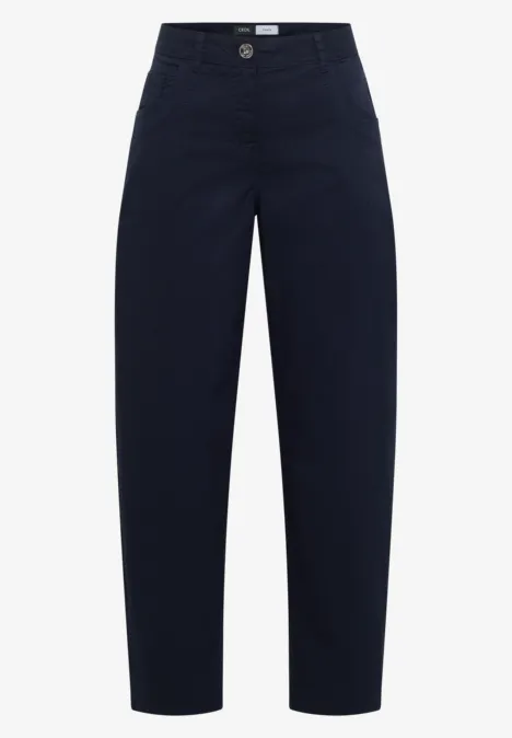 Elegante dunkelblaue Chinohose mit geradem Schnitt, klassischem Bund und Taschen.