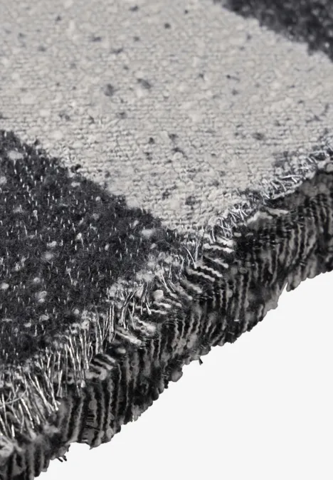 Bouclé Halstuch Black