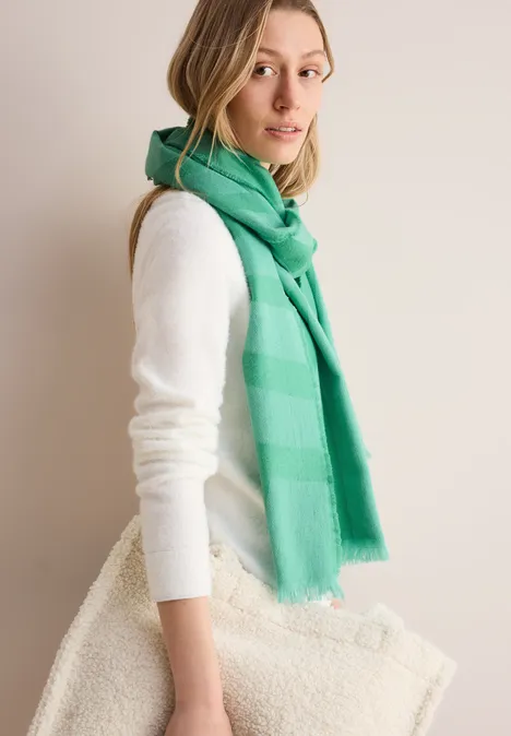 Gemusterter Schal aventurine green