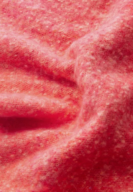 Kuscheliger Jaquard-Schal granita red