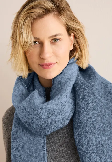 Kuscheliger Jaquard-Schal fresh light blue