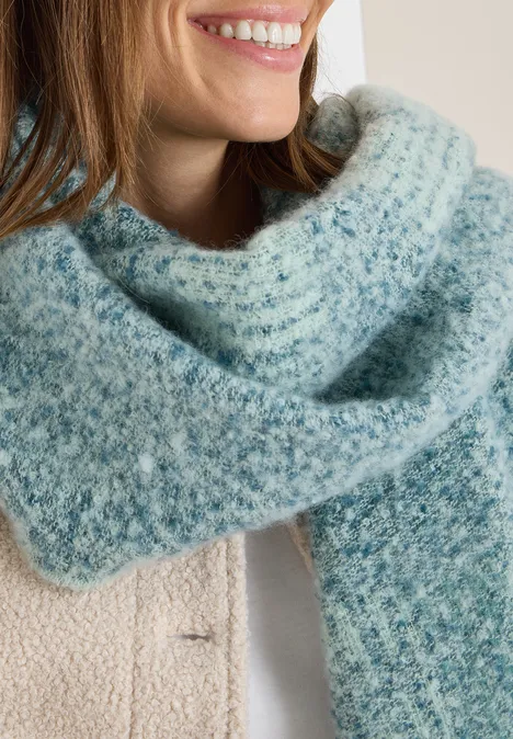 Kuscheliger Schal moonstone blue