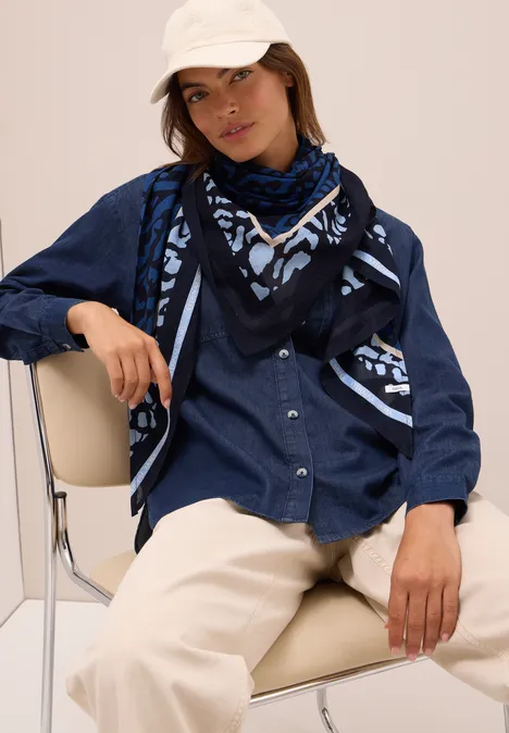 Dreieckstuch mit Tape urban dark blue