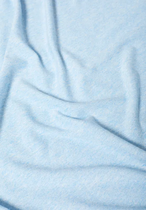 Kuscheliges Dreieckstuch sporty light blue melange