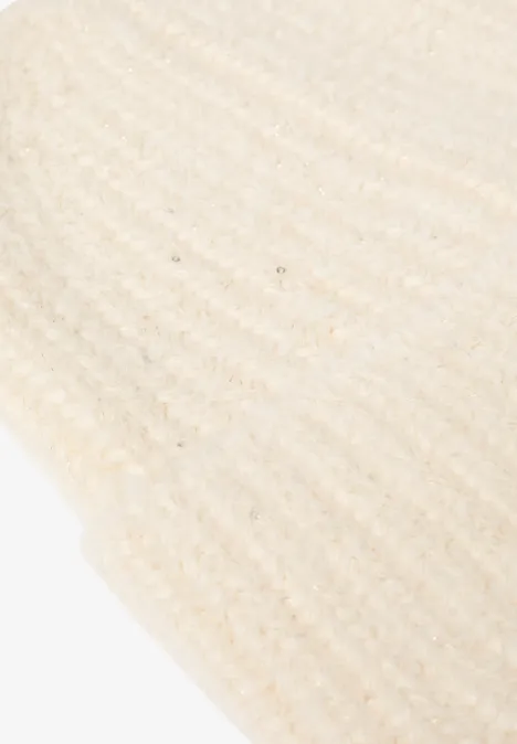 Zachte gebreide muts null