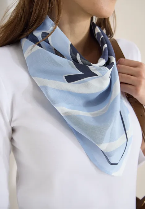 Bedrukte bandana sporty denim blue Bedrukte bandana sporty denim blue