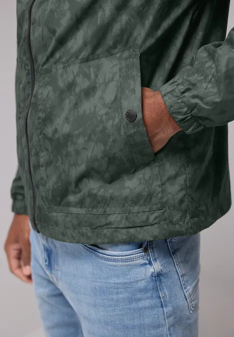 Bedrukt windjack dusty green
