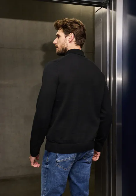 Pull à col roulé basique Black