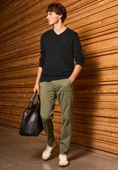 Basic V-Neck Strickpullover Black