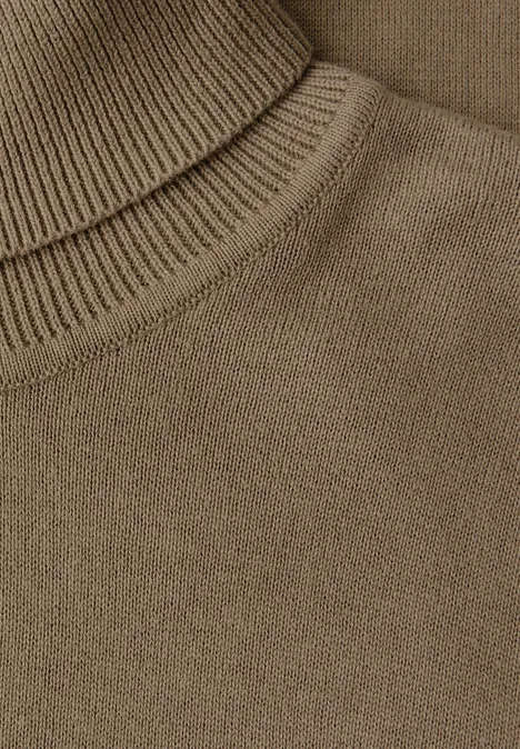 Basic Turtleneck Pullover dull brown