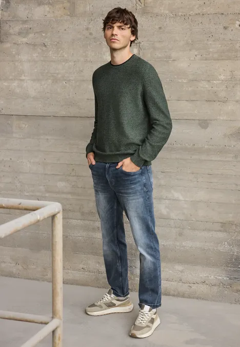 Pull à col ras du cou structuré timeless green