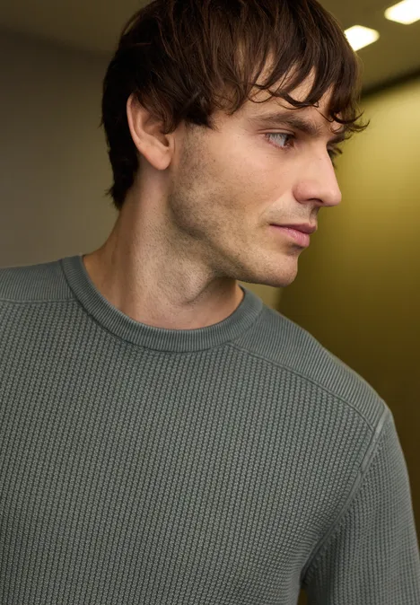 Washed-Look Pullover dusty mint