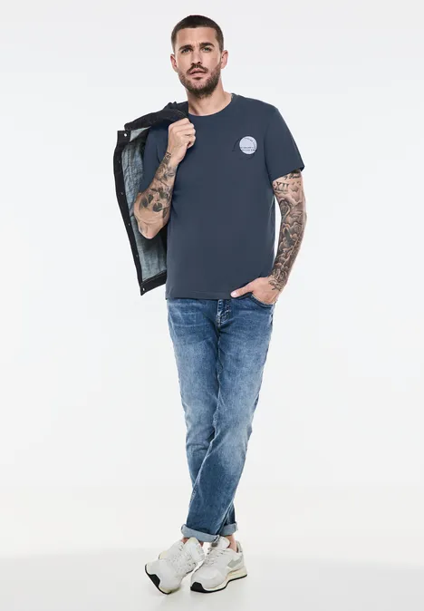 T-shirt avec imprimé sur la poitrine marine blue