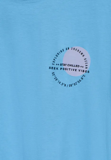 T-Shirt mit Chestprint swimming pool blue