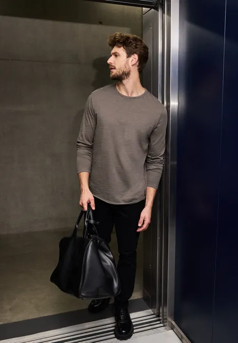 T-shirt long avec ourlet ouvert mushroom brown