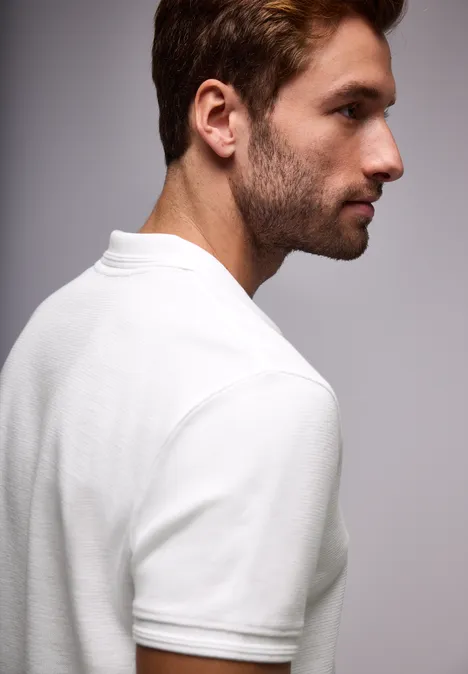 Poloshirt mit offenem Kragen bright white