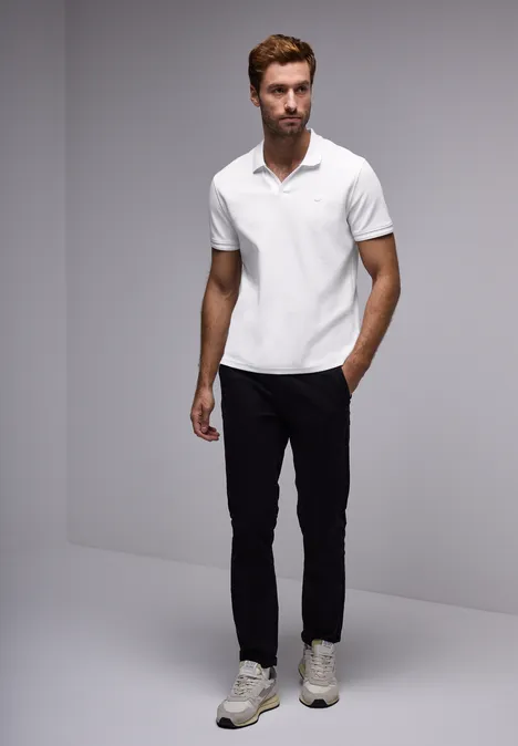 Poloshirt mit offenem Kragen bright white