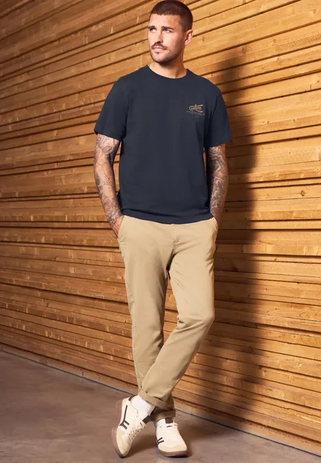 T-Shirt mit Chestprint night blue