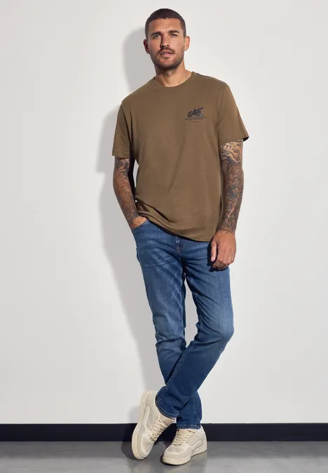 T-Shirt mit Chestprint ash brown
