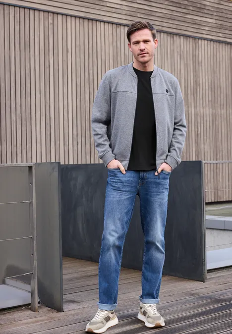 Koszulka z nadrukiem logo basic black