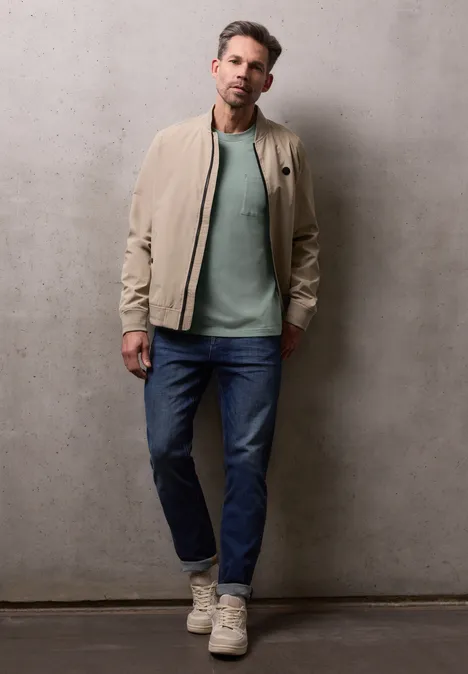 T-Shirt mit Brusttasche dusty mint