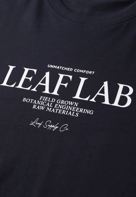 Koszulka z okrągłym dekoltem i nadrukiem na piersi dark ink blue