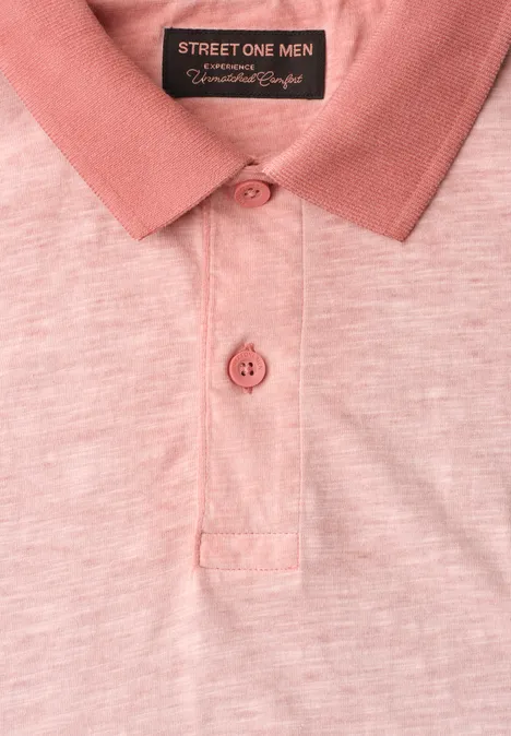 Polo rose chiné clair avec col, patte de boutonnage et étiquette 'STREET ONE MEN'.