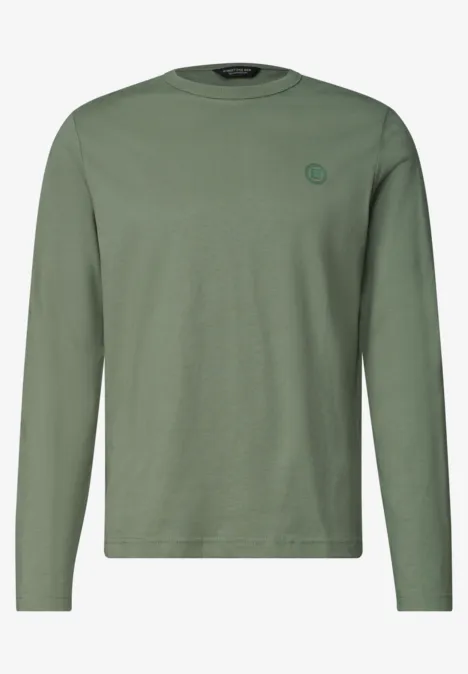 Olijfgroene longsleeve met ronde hals en klein logo op de borst