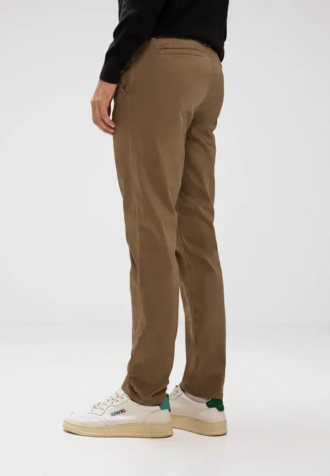 Comfort Chino urban brown