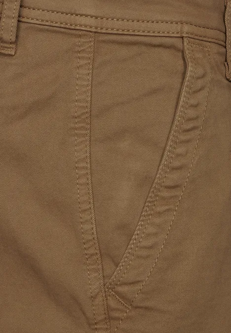 Comfort Chino urban brown