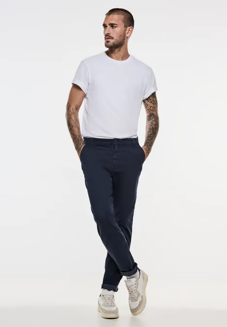 Washed Chino dark dust blue