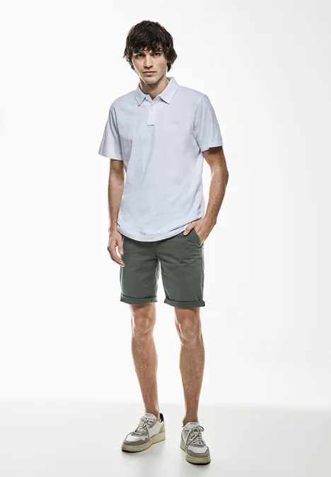 Basic chinoshort van keperstof dusty urban green