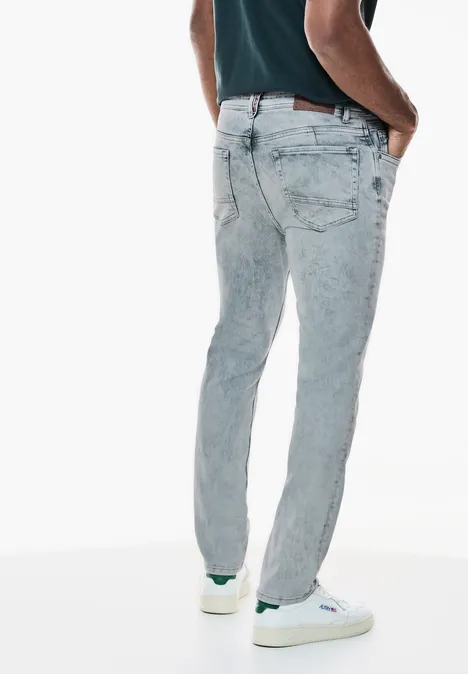 Jeans im Regular Fit iced grey random wash