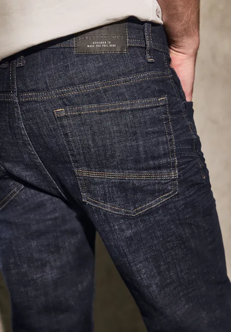 Jeans im Slim Fit dark blue rinsed wash