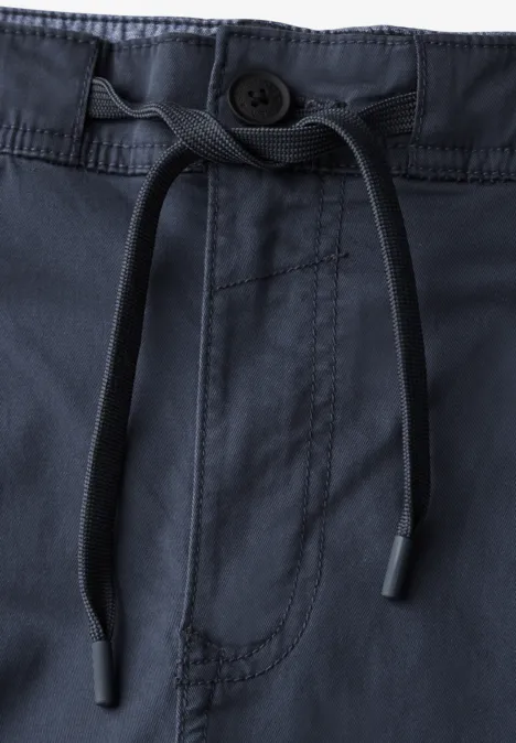 Relaxte chino's dark sky blue