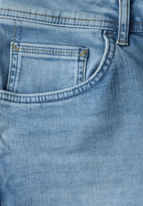 Stretch Jeansshorts light blue wash