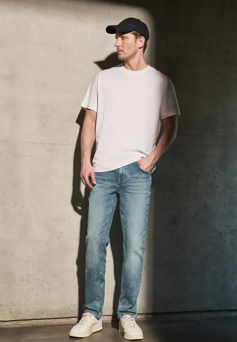 Jeansy o kroju Regular Fit soft greencast random wash