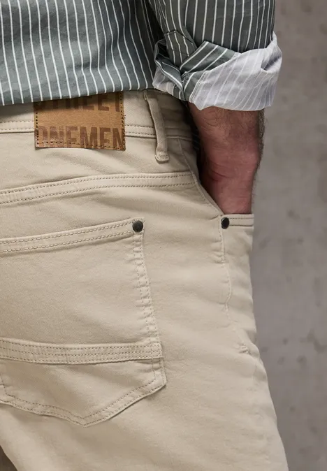 Colored Jeans Bermuda sandstone beige wash