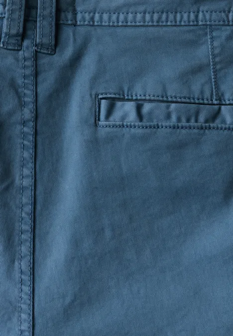 Chino Shorts ocean blue