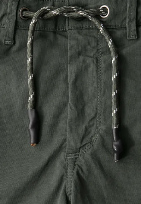 Chinoshorts pine green