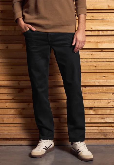 Straight Leg Jeans clean black