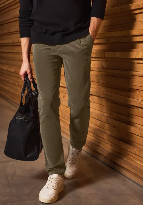 Cord Chino mocha brown