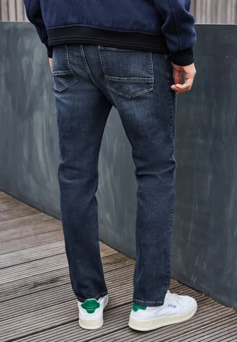 Regular Fit Jeans deep indigo blue wash