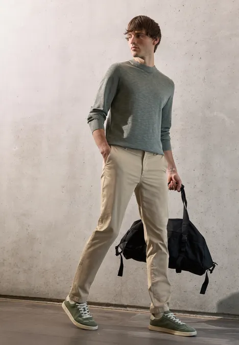 Chino mit Stretchbund warm sand