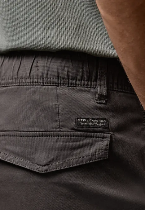 Chino ze strukturą industrial grey