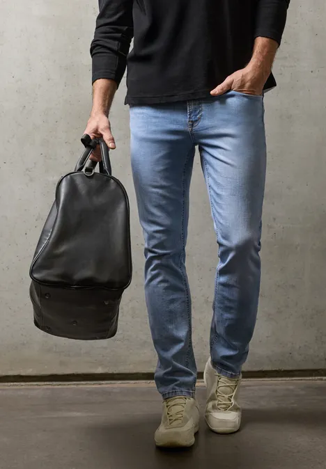 Slim Leg Jeans light blue wash Slim Leg Jeans light blue wash