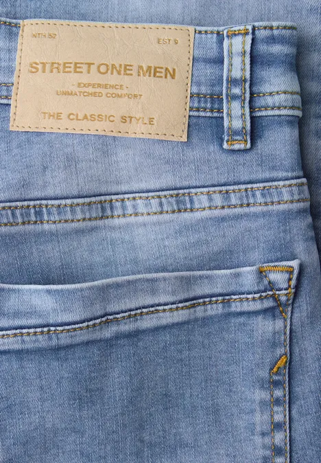 Slim Leg Jeans light blue wash Slim Leg Jeans light blue wash