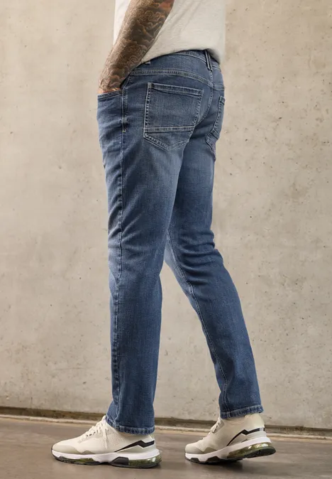Slim Leg Jeans en Regular Fit indigo blue random wash Slim Leg Jeans en Regular Fit indigo blue random wash