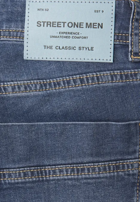 Slim Leg Jeans im Regular Fit mid blue wash Slim Leg Jeans im Regular Fit mid blue wash